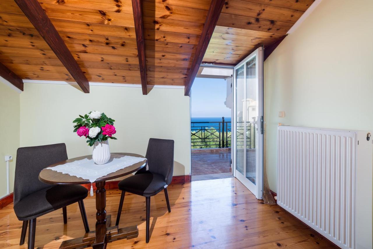 Soso'S Sea View Apartment Планос Экстерьер фото